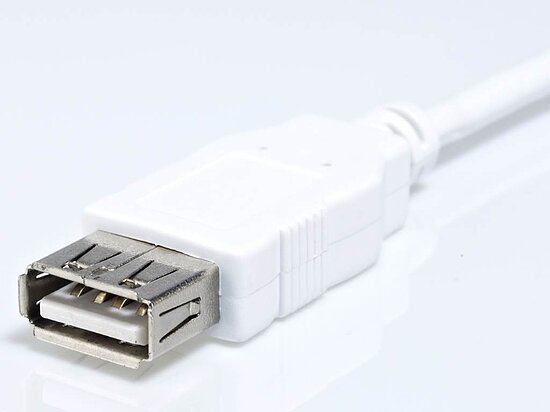 Bild 1 - Kabelkonfektion USB-A-Female-Stecker umspritzt