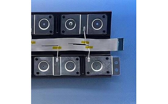 Bild 1 - ZKS - Zellkontaktiersystem mit FFC - Flexible Flat Cable und laminierter Trger fr Hochvoltbatterien